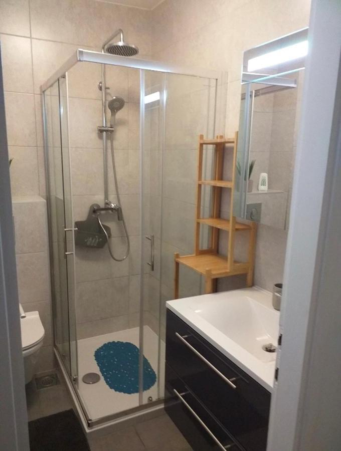 Apartmani Tina Jelsa  Eksteriør bilde